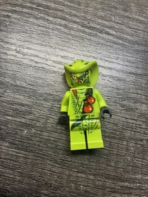LEGO NINJAGO 9447 Lashas Bite Cycle Masters of Spinjitzu 2012 98% Complete
