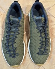 ZAPATILLAS BOTTEGA VENETA CHIC TEJIDAS VERDE CAQUI CON ELEGANTES CORDONES NEGROS, MODERNAS9.5