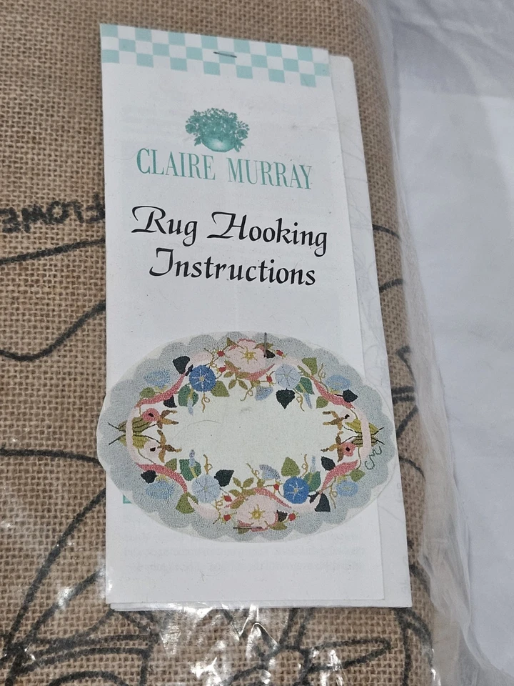 Claire Murray Vintage Wildflower Oval Rug Hooking Kit – 39” × 28” Complete Set - Image 3 of 4