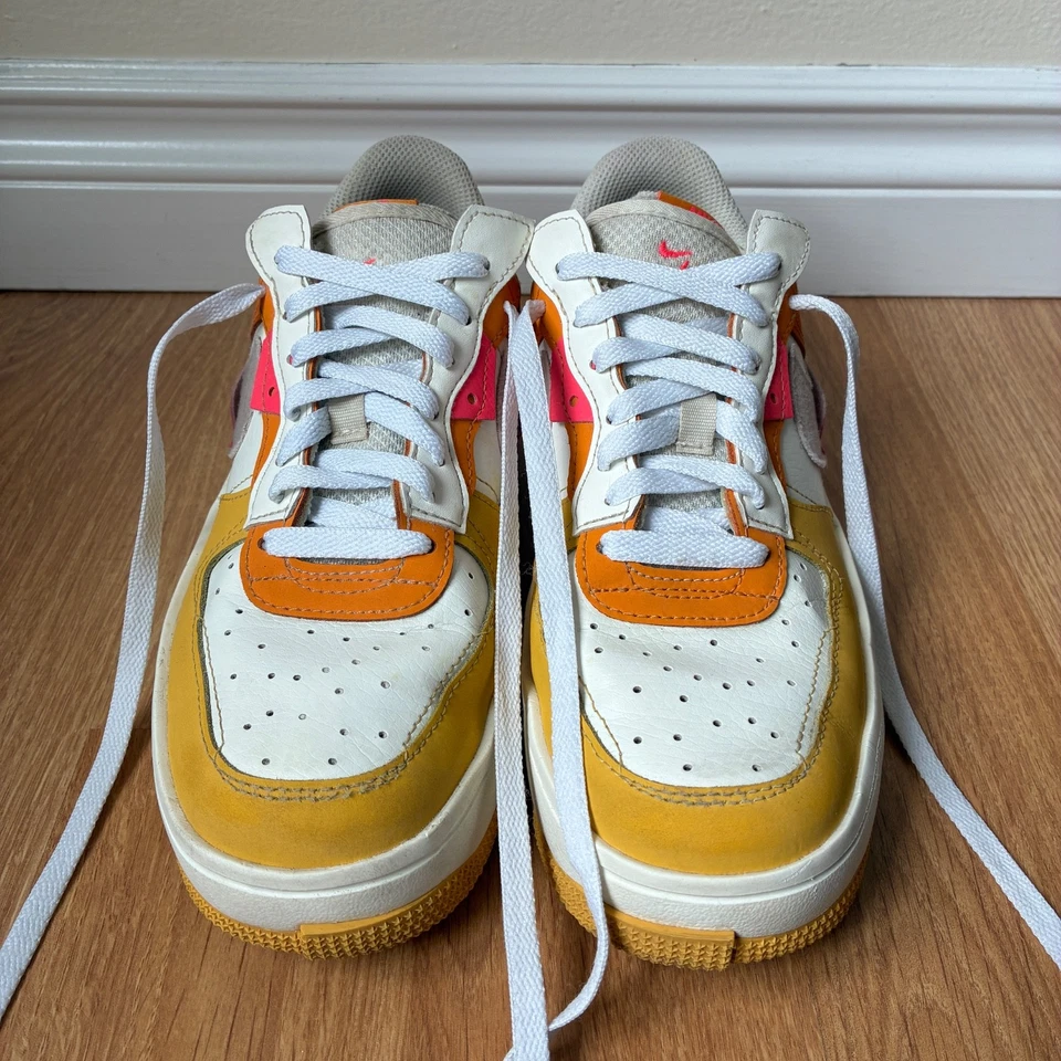 Nike Air Force 1 Fontanka Sunrise W talla 8,5 Foto 2 de 4