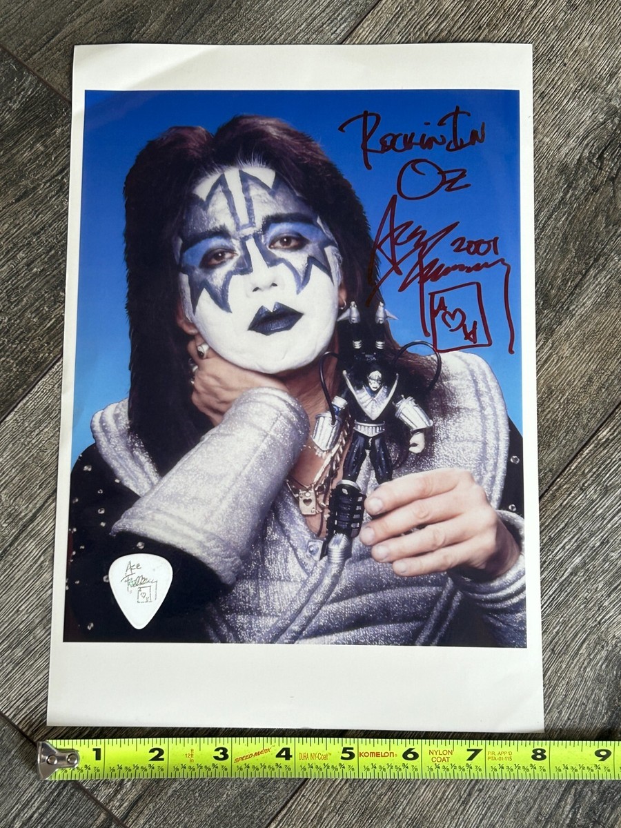 KISS Ace Frehley 直筆サイン パンフレット 半券 ステッカー KISS Ace Frehley 直筆サイン パンフレット 半券 ステッカー