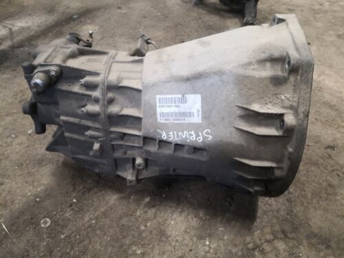 MERCEDES-BENZ SPRINTER W901 W902 Manual Gearbox 711.605 Diesel - Picture 4 of 5
