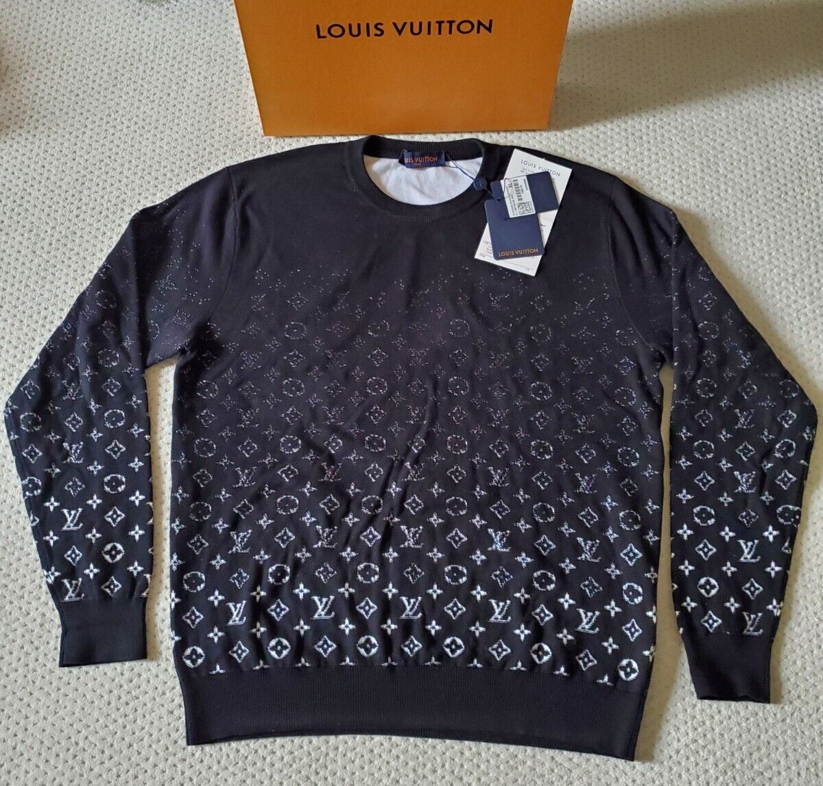 NWT Authentic Louis Vuitton Monogram Degrade Crew neck Sweater BLACK XL,  1A8A1R