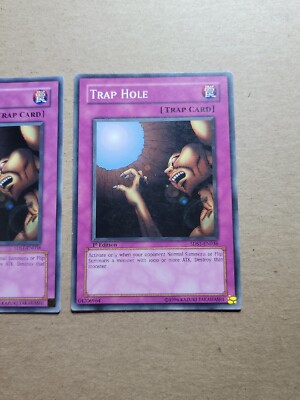 遊戯王 Fissure & Trap Hole PSA セット YU-GI-OH 2002 Yu-Gi-Oh! Legend of Blue Eyes White Dragon Trap Hole - 1st