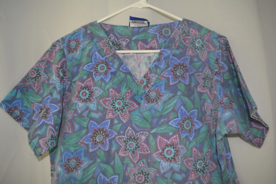 Landau Women's Medium Blue Kaleidoscope 8219 ZYSP Scrub Top | eBay