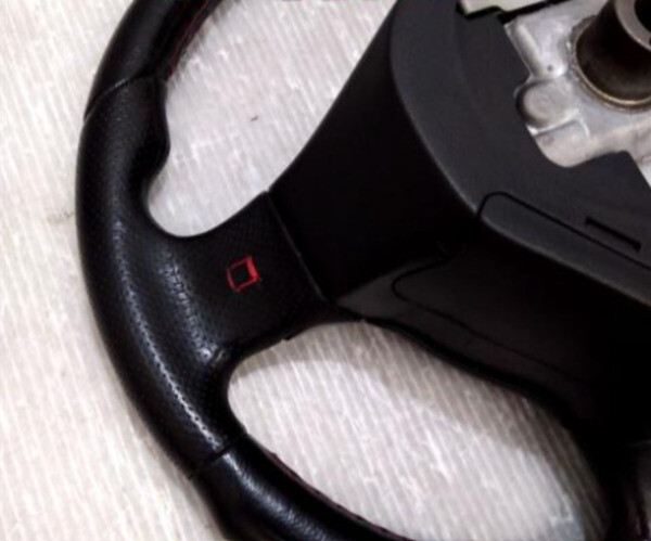 JDM Nissan Skyline R34 BNR34 GT-R GTR MOMO Steering Wheel