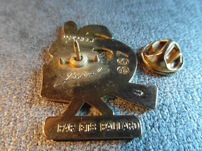 RARE PINS PIN'S TENNIS SIMPLE DAME ROLAND GARROS 92 Doré OR BALLARD N° 887/1000