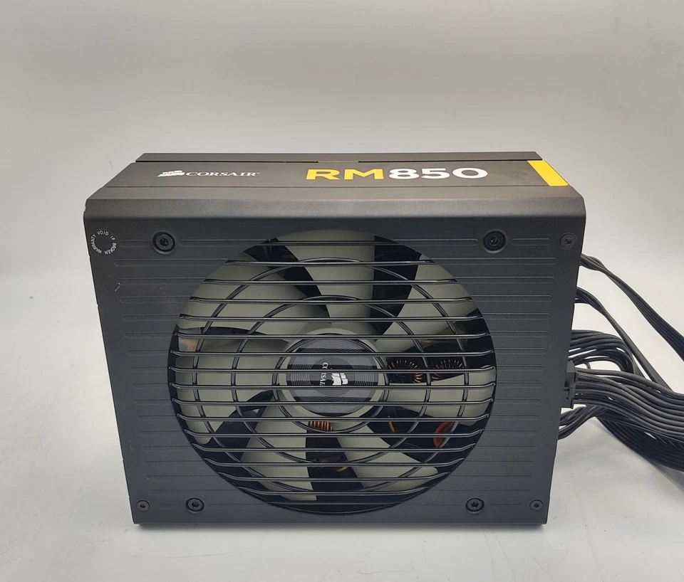 Corsair RM850 850W Fully Modular ATX Power Supply CP-9020056 75-001938 / FAST SH - Image 2 of 4