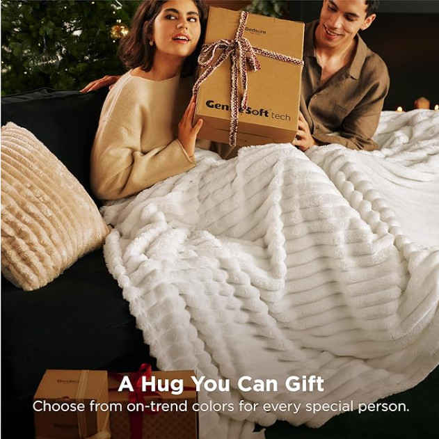 GentleSoft White Throw Blanket for Couch - Cozy Fleece Throw Blanket for Women G