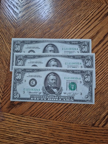 Three 1974 VF-CU Sequential $50 Federal Reserve Notes C Block Crisp Bills! - Picture 3 of 4