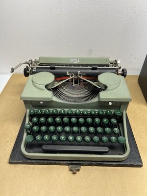 Royal Model -O - Mechanical Typewriter
