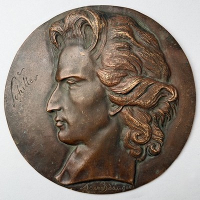 Antique Medallion Bronze of the Friedrich Schiller by David d Angers circa 1840
