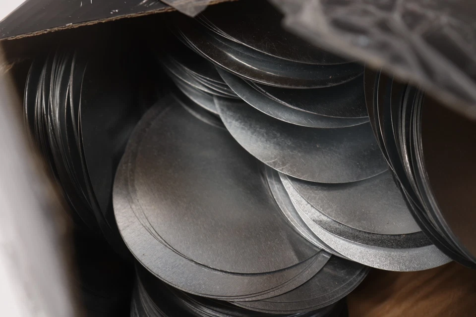 (400-Pk) Grip Rite Tin Cap Discos Completamente Redondos Electro-Galvanizados 5 Lb. 1 TIN5 Foto 4 de 4