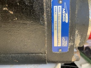 Metaris T6DC-035-005-1R03-B1 (02-11334) Vane pump Barely Used