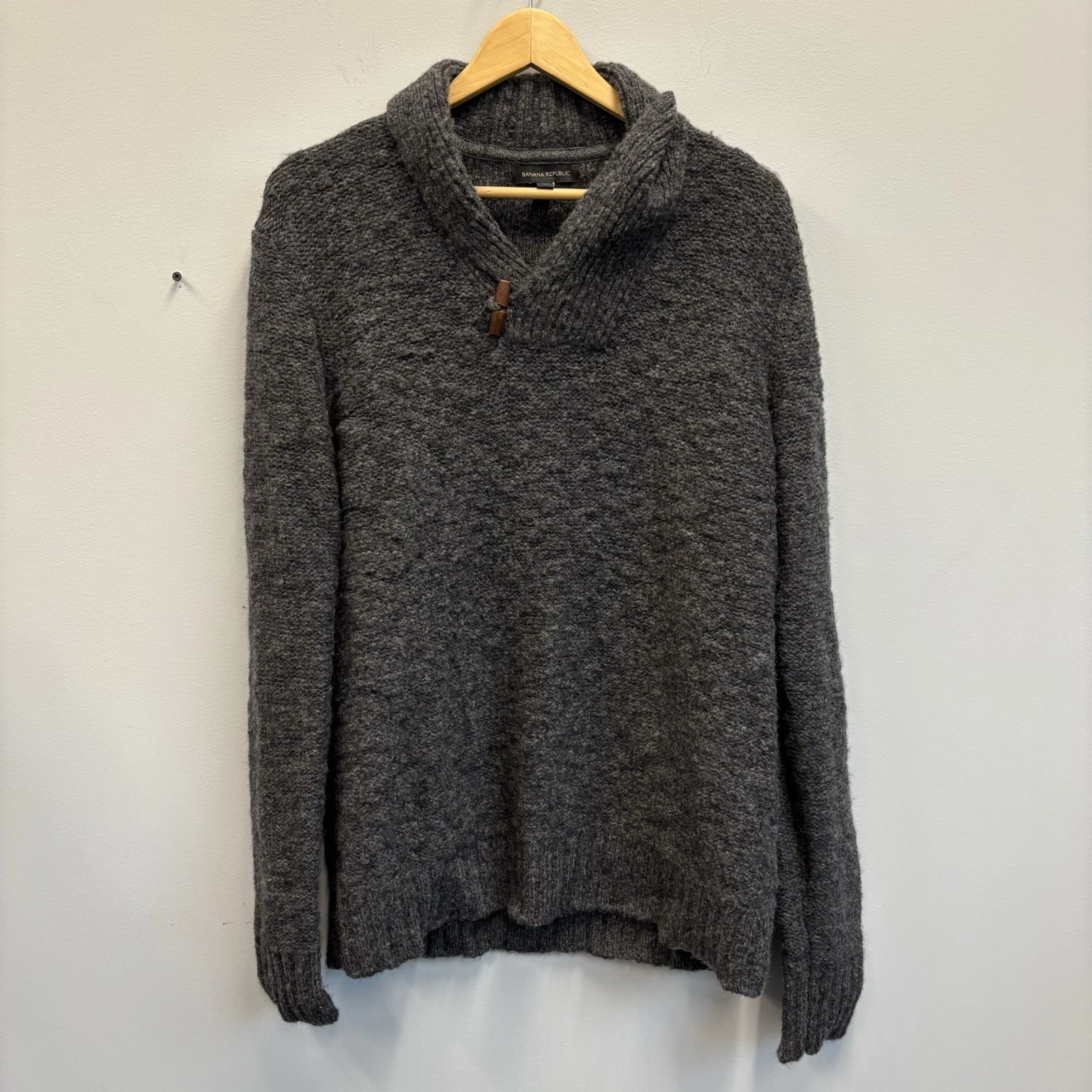 Banana Republic Men’s Large Sweater Wool Blend Cowl Neck Toggle Button Gray