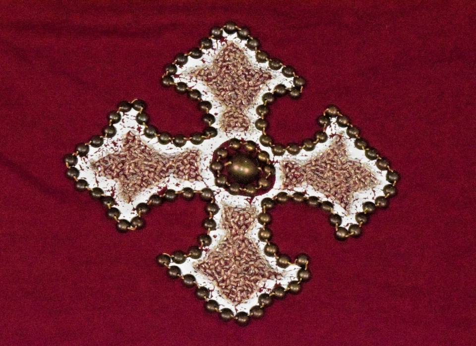 Sudadera De Colección Corazón Retorcido Talla S Y2K Caperucita Roja Latón Tachonado Cruz Foto 3 de 4