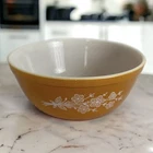Vintage Pyrex butterfly gold mixing bowl 403 1970s Nesting Bowl 8.5" Wide