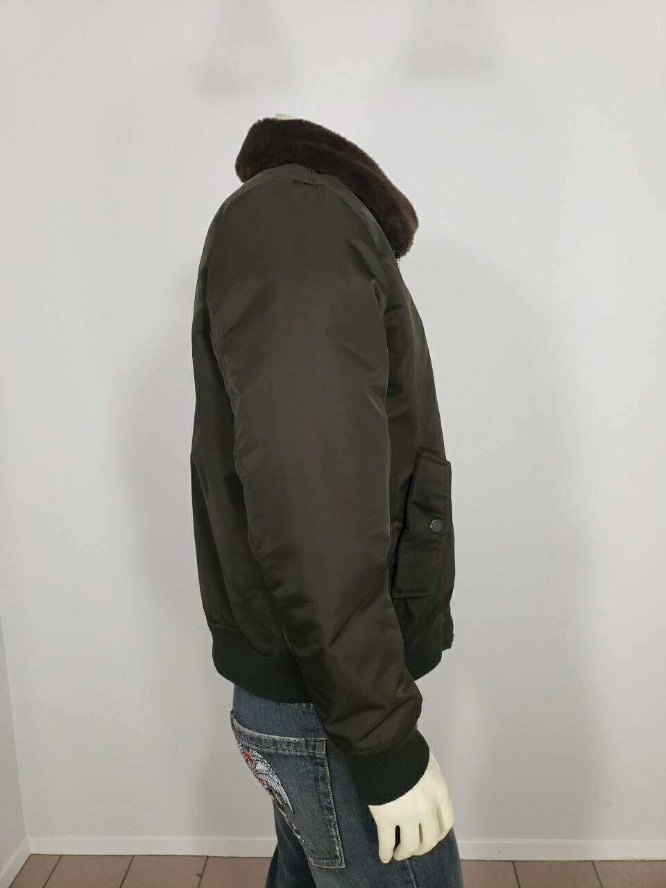 Picture 3 of 20
