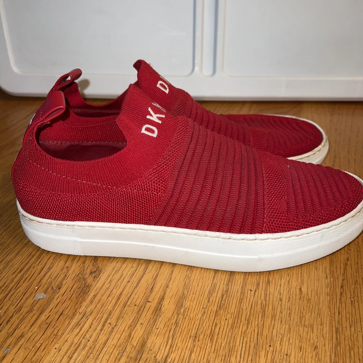 Top 197+ red slip on sneakers latest