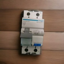Hager ADC810H Interruttore magnetotermico differenziale