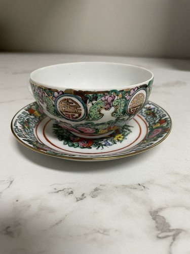 Antique Hand PaintedChinese Porcelain Famille Rose Medallion Tea Cup and Saucer - Picture 4 of 14