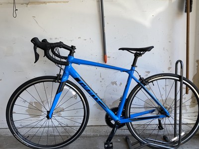 bicicleta giant contend 1