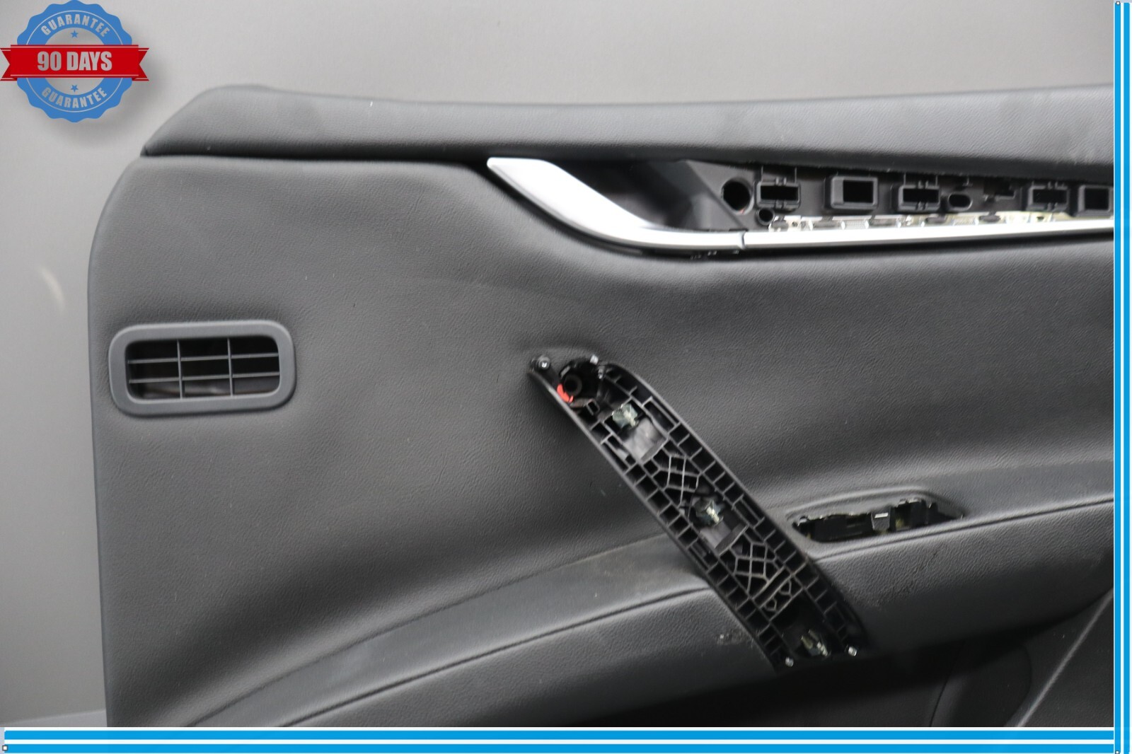 14-17 Maserati Ghibli Front Right Side Interior Door Panel Assembly Black Oem
