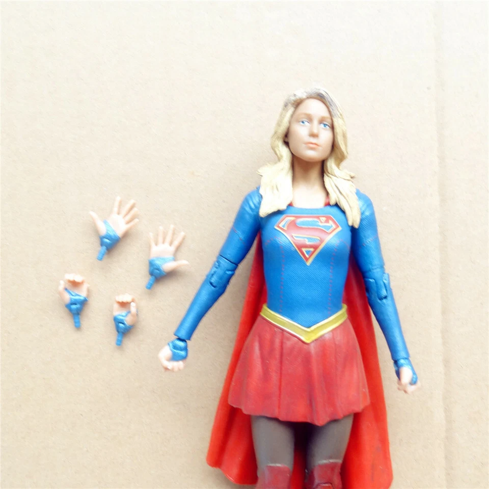 DC Collectibles SUPERGIRL ACTION FIGURE CW TV Series action Figure w hands 6.75" - Image 4 of 4