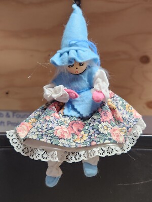 HOGI CREATIONS ~ KITCHEN WITCH DOLL ~ HAND CRAFTED