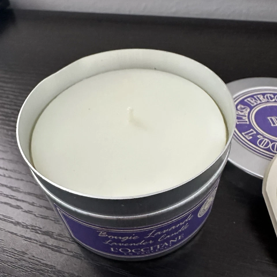 Lata de velas de aceite esencial de lavanda L'Occitane Bougie 5,2 OZ 150 g descontinuada Foto 3 de 4
