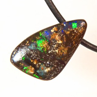 31.9c AUSSIE QUEENSLAND SURF BOULDER OPAL SIDE DRILLED PENDANT OCA19131