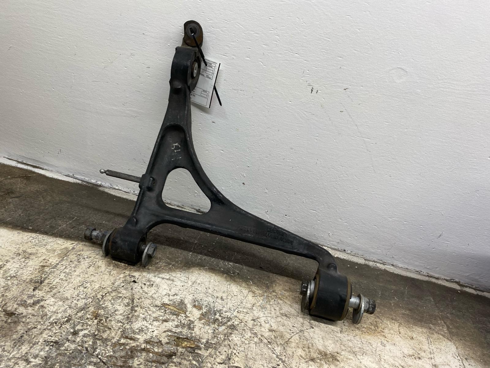 2010 - 2020 BENTLEY MULSANNE OEM 6.8L RWD FRONT RIGHT LOWER ARM 3Y0407166 *26K*
