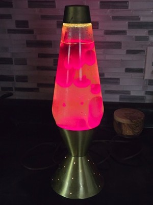 VINTAGE 70'S STARLITE 17 INCH RED LAVA WAX LAMP WITH GOLD STARLITE BASE