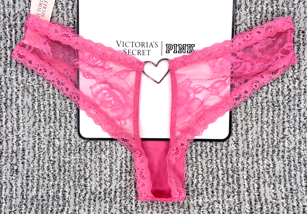 Victoria's Secret Very Sexy NWT Large Pink Lace Heart Hardware