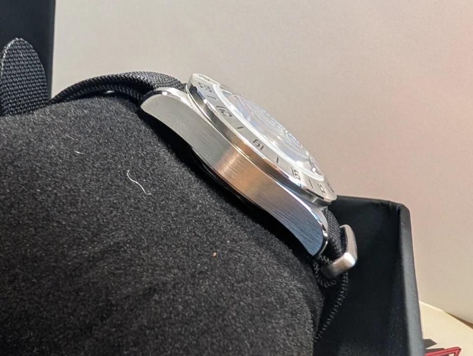 Seiko NH34 Mod Automatic GMT Watch 40mm Blue Wave Dial Orange Hand Sapphire - Image 3 of 4