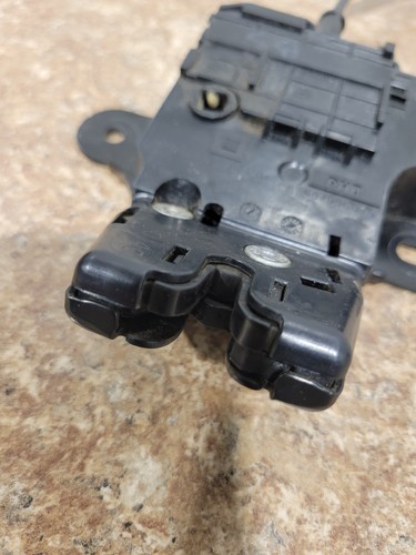 2016 - 2019 Chevrolet Cruze Rear Trunk Lid Lock Latch Actuator Emergency Pull - Picture 2 of 4