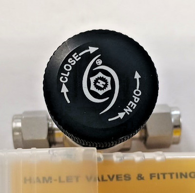 Ham-Let H-1300-SS-L-1/4-5 Ver Metering Valve Plastic Case Cracked