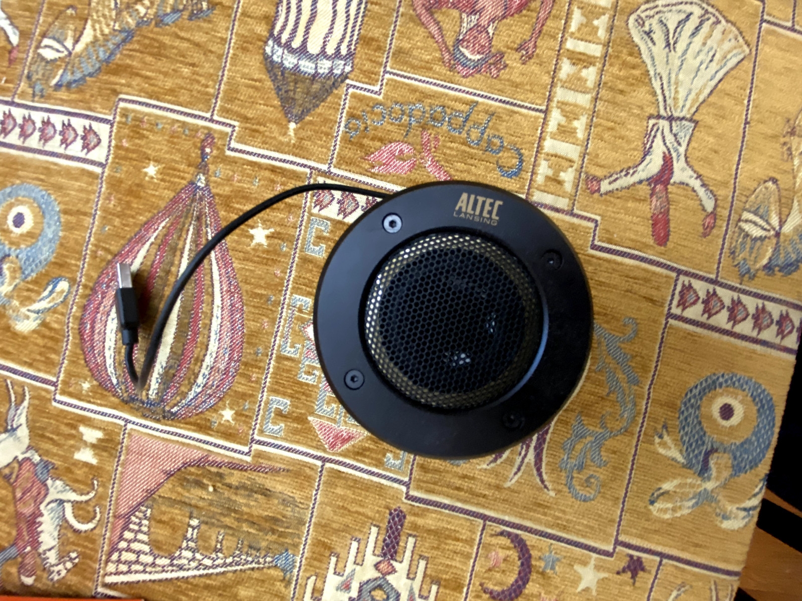 Altec Lansing portable USB speakers - Two Available