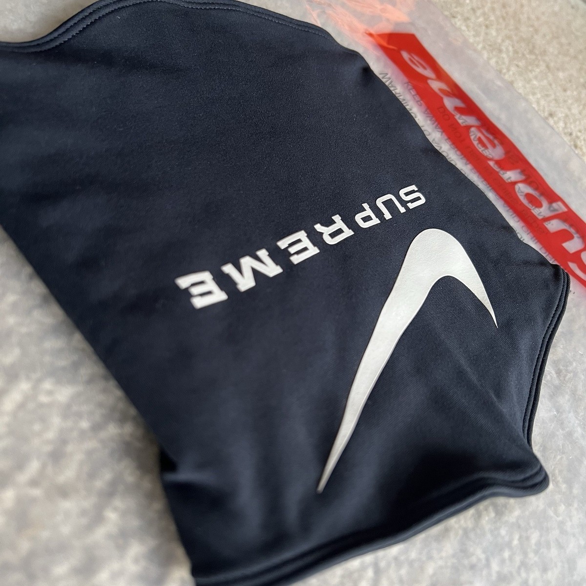Supreme x Nike Neck Warmer SS21 Black NEW 100% Authentic | eBay