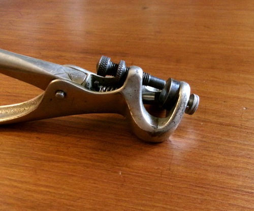 ANTIK ~ E. C. ATKINS & Co. ~ SÄGENSATZ, VERSTELLBARER ZAHNSATZ ~ Patent 1908 - Bild 8 von 10