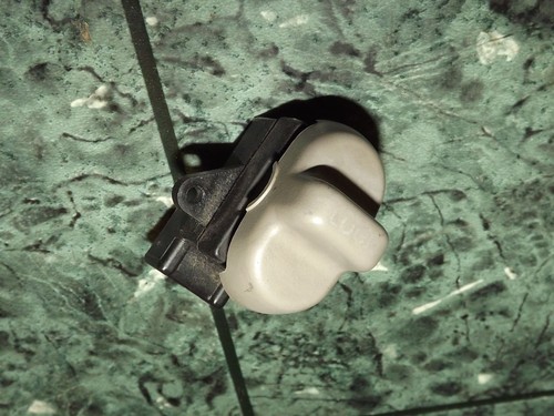 98-02 OEM Honda Accord S84 front driver or passenger power door lock switch gray - Bild 1 von 7