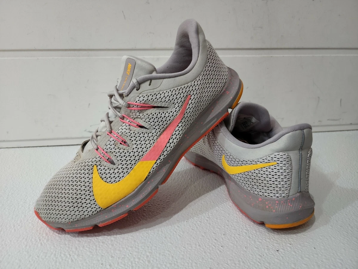 Nike Womens Quest 2 CU4827 001 Gray Pink Running Shoes Lace Up Low Top Size 9