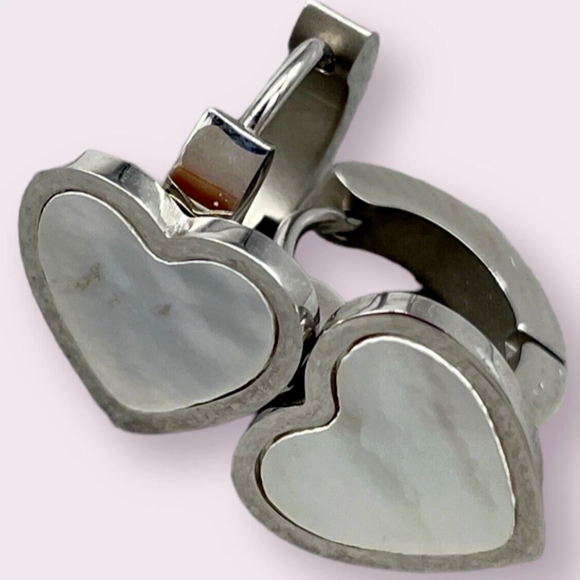Orecchini pendenti argento a forma di cuore con strass | Essentiel