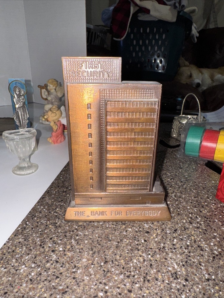 Vintage Banthrico metal coin bank First Security Bank No key