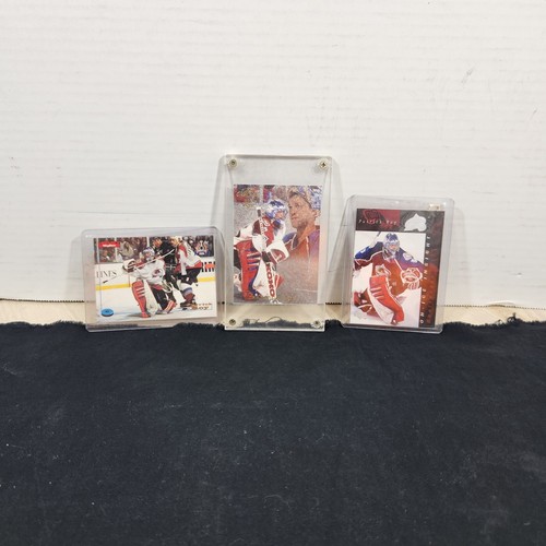 Lot of 3 Vintage NHL 90’s Hockey Colorado Avalanche Goalie Patrick Roy #33 Cards - Picture 15 of 24