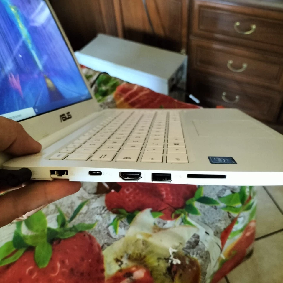 Notebook WIndows 10 CeleronN3550 RAM4GB SSD128GB Laptop Pc portatile ASUS X402NA - Imagen 4 de 4