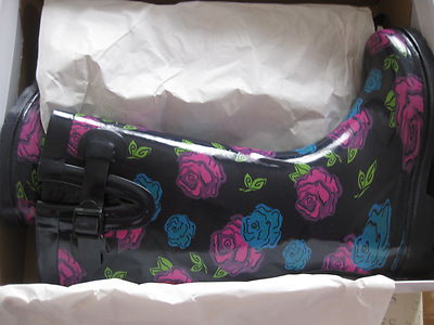 new CAPELLI RBT-2998 New York Shiny Rose Garden Printed Ladies Rubber Rain Boot
