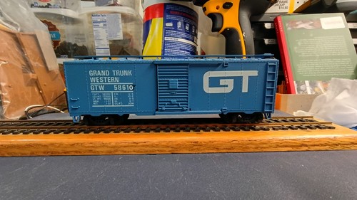Coche acopladores de nudillos Western/GT HO 40' de una sola puerta Boxcar Grand Trunk Western/GT HO #58610 N/B | Condition: Used