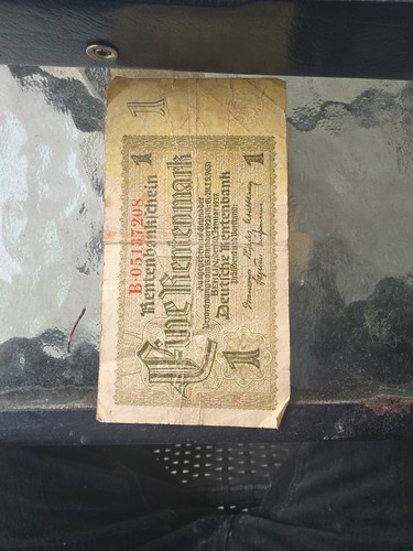 GERMANY Banknote 1 Rentenmark Berlin 1937 - Picture 1 of 2