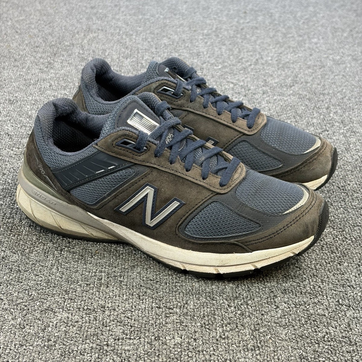 New Balance 990v5 Mens Running Shoes Sneakers Navy Silver M990NV5 
